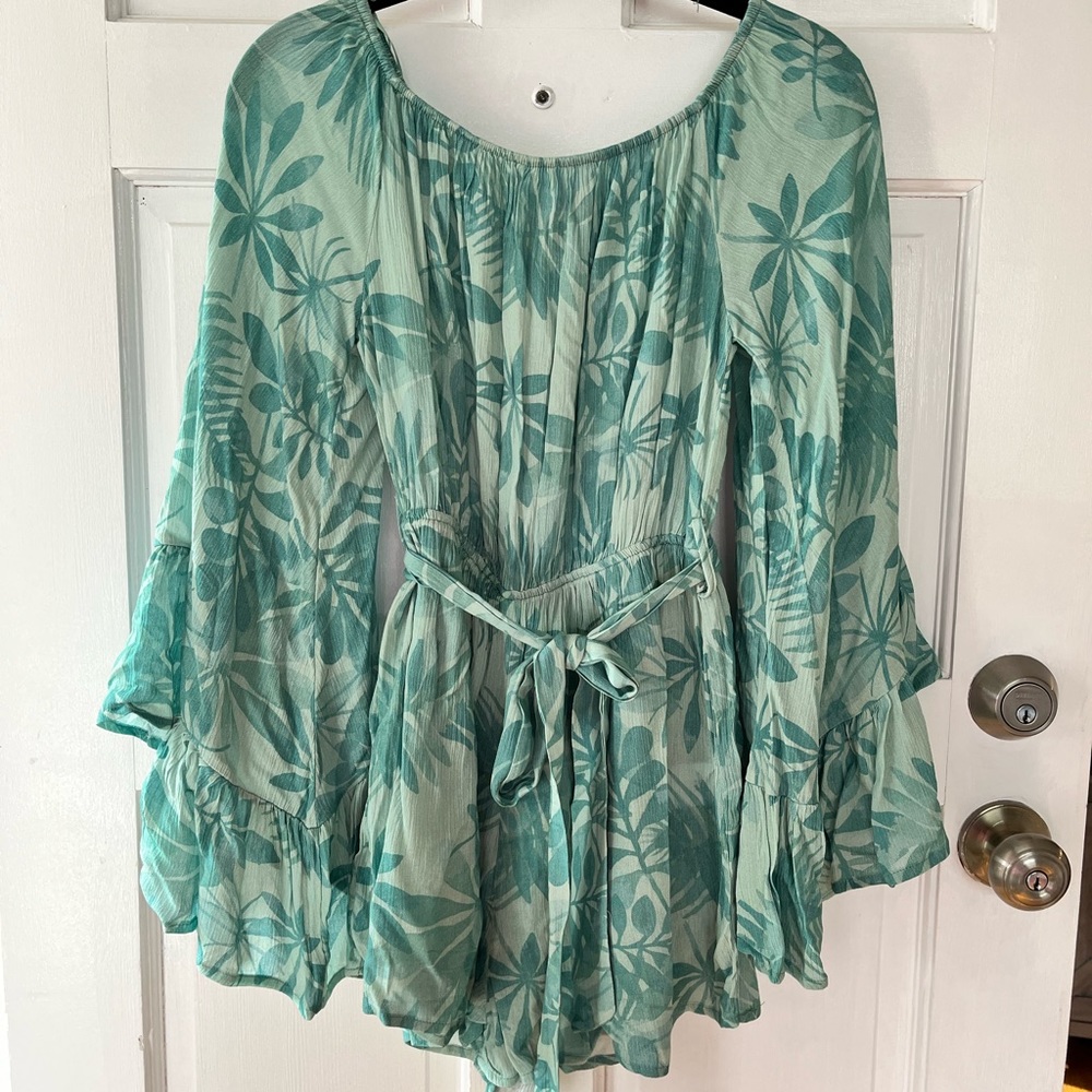 Off shoulder floral romper